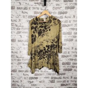 Jess & Jane Tunic Top Size Small Green Black Brushed Art Asymmetrical Hem USA